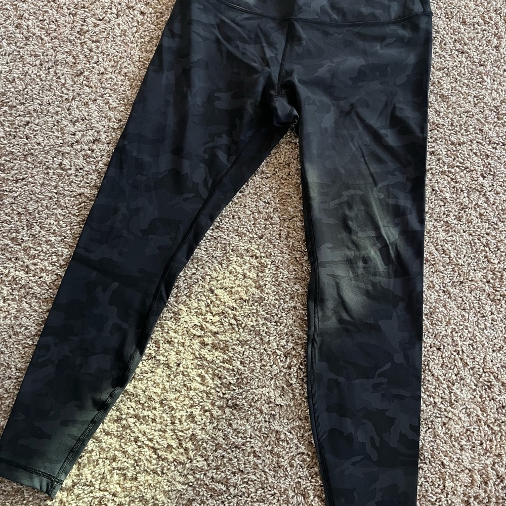 Lululemon camo leggings